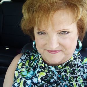 Meet your Posher, Donna